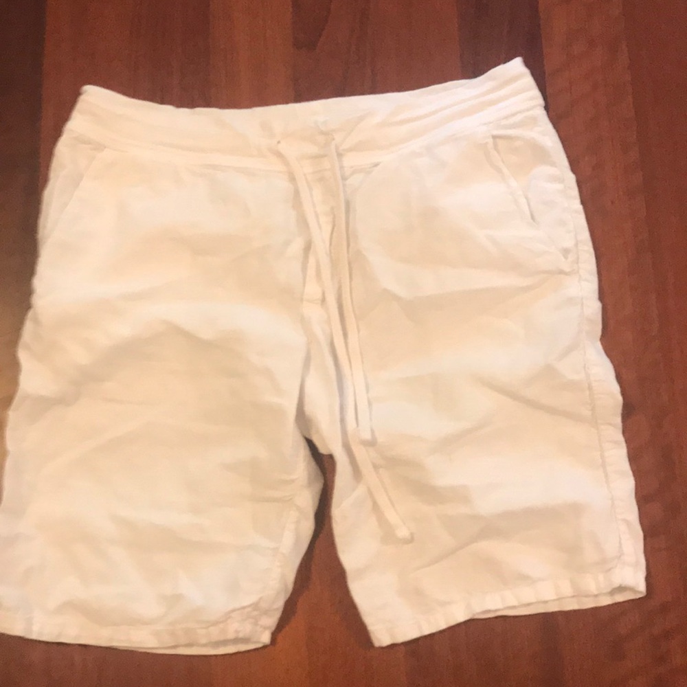 James Perse White Shorts, women’s size small